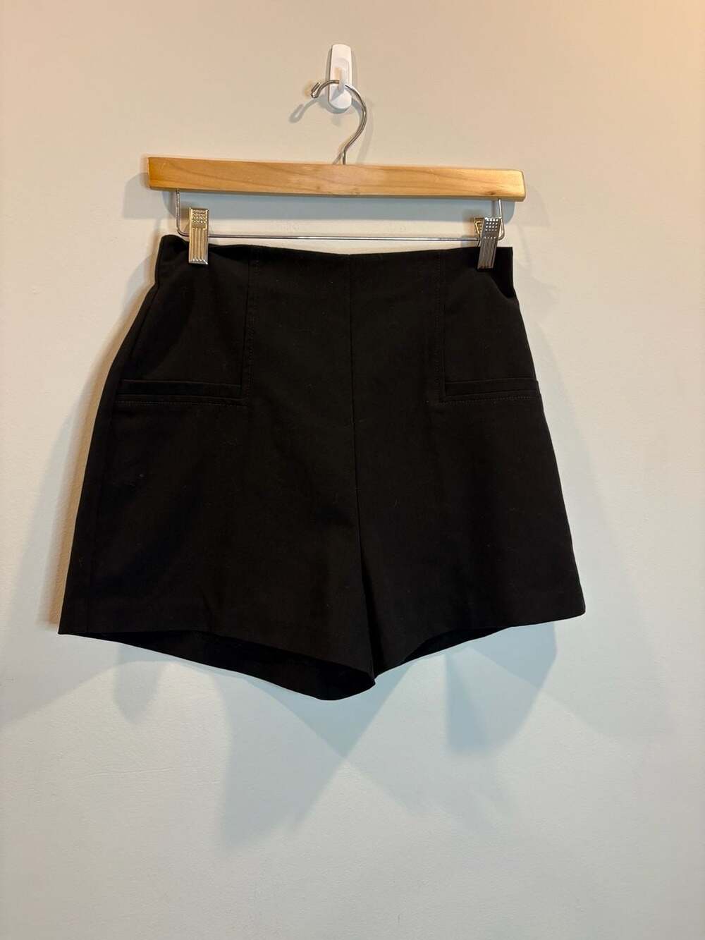 Forever 21 Women's Black High-Waisted Tailored Suit Shorts